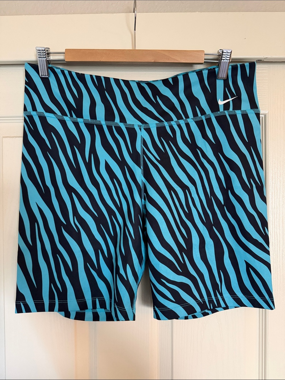 Women’s Nike Dry Fit Shorts Size XL